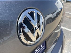 2018 Volkswagen Passat R-Line, HEATED SEATS, APPLE CARPLAY