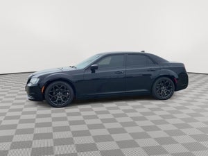 2019 Chrysler 300S, LEATHER, HEATED SEATS, BACK UP CAM