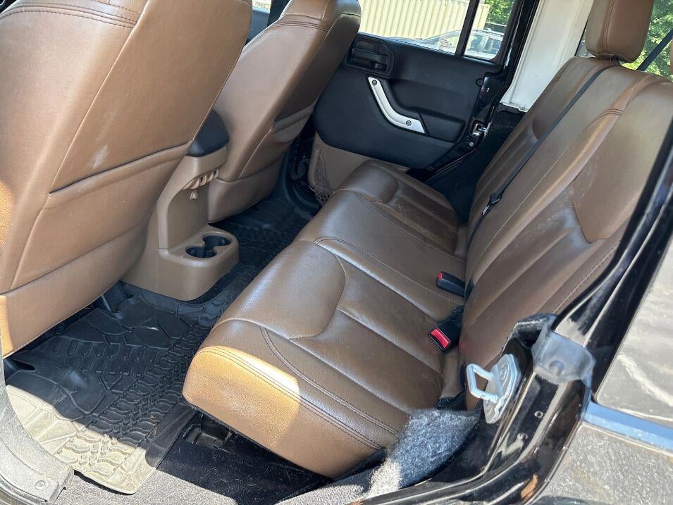 2014 Jeep Wrangler Unlimited Sahara