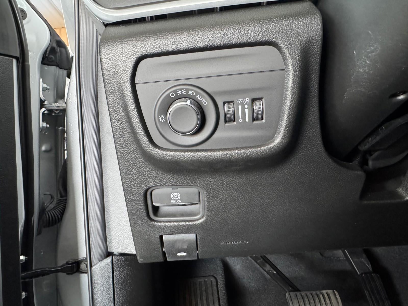 2025 Jeep Grand Cherokee L Laredo X