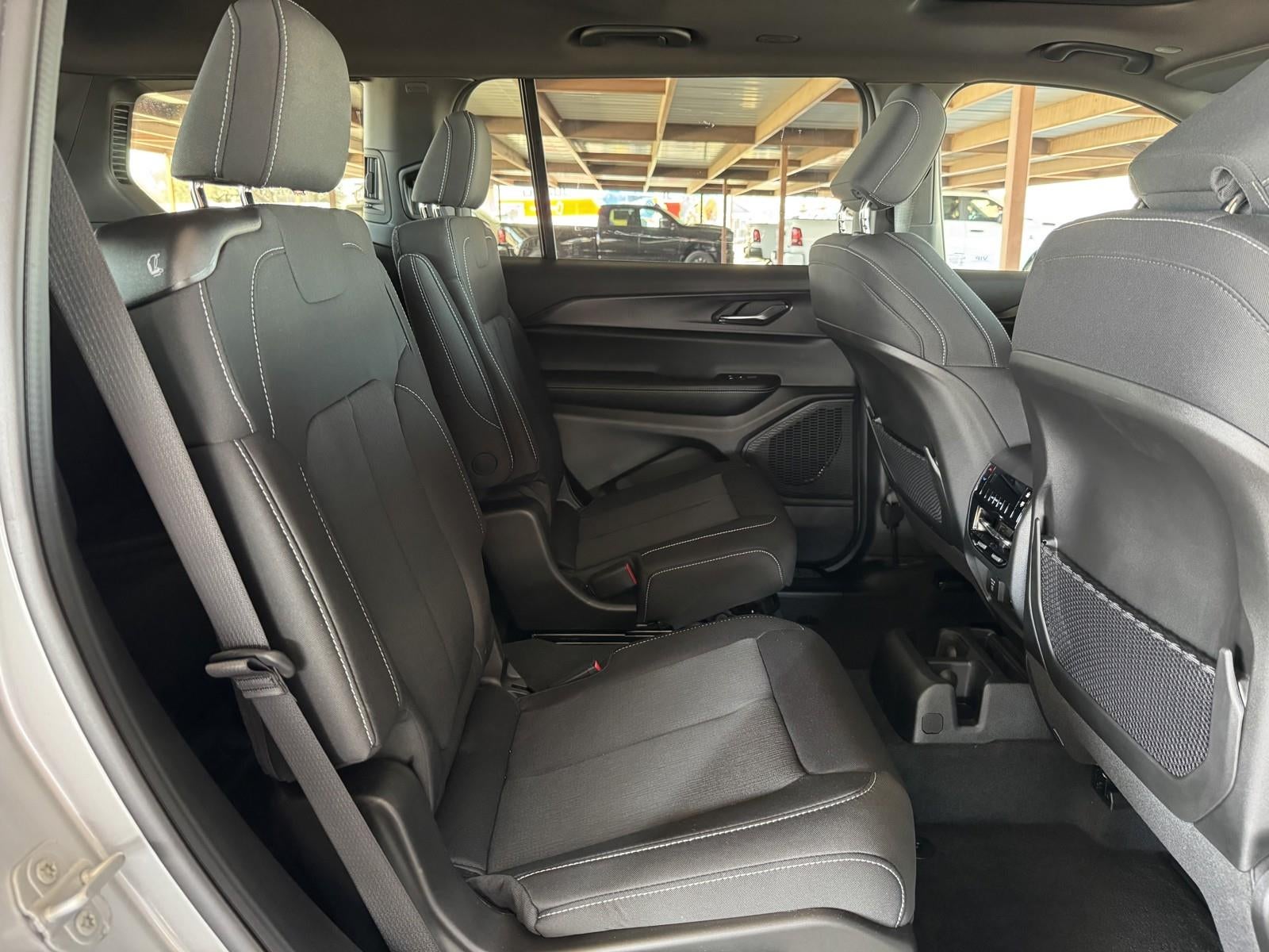 2025 Jeep Grand Cherokee L Laredo X