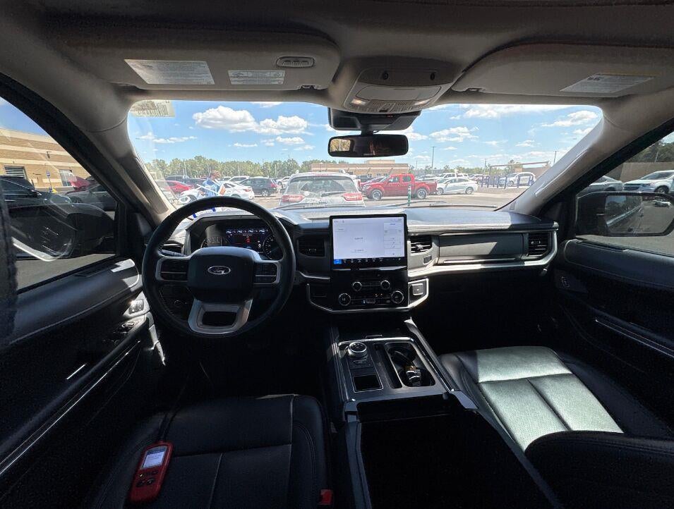 2023 Ford Expedition XLT