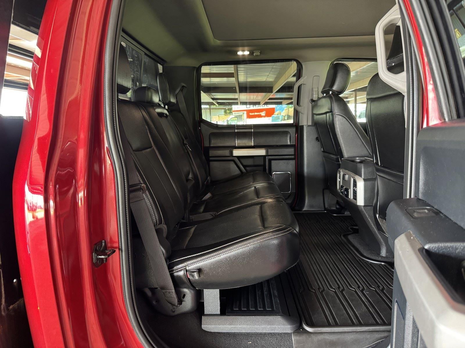 2021 Ford Super Duty F-350 DRW LARIAT
