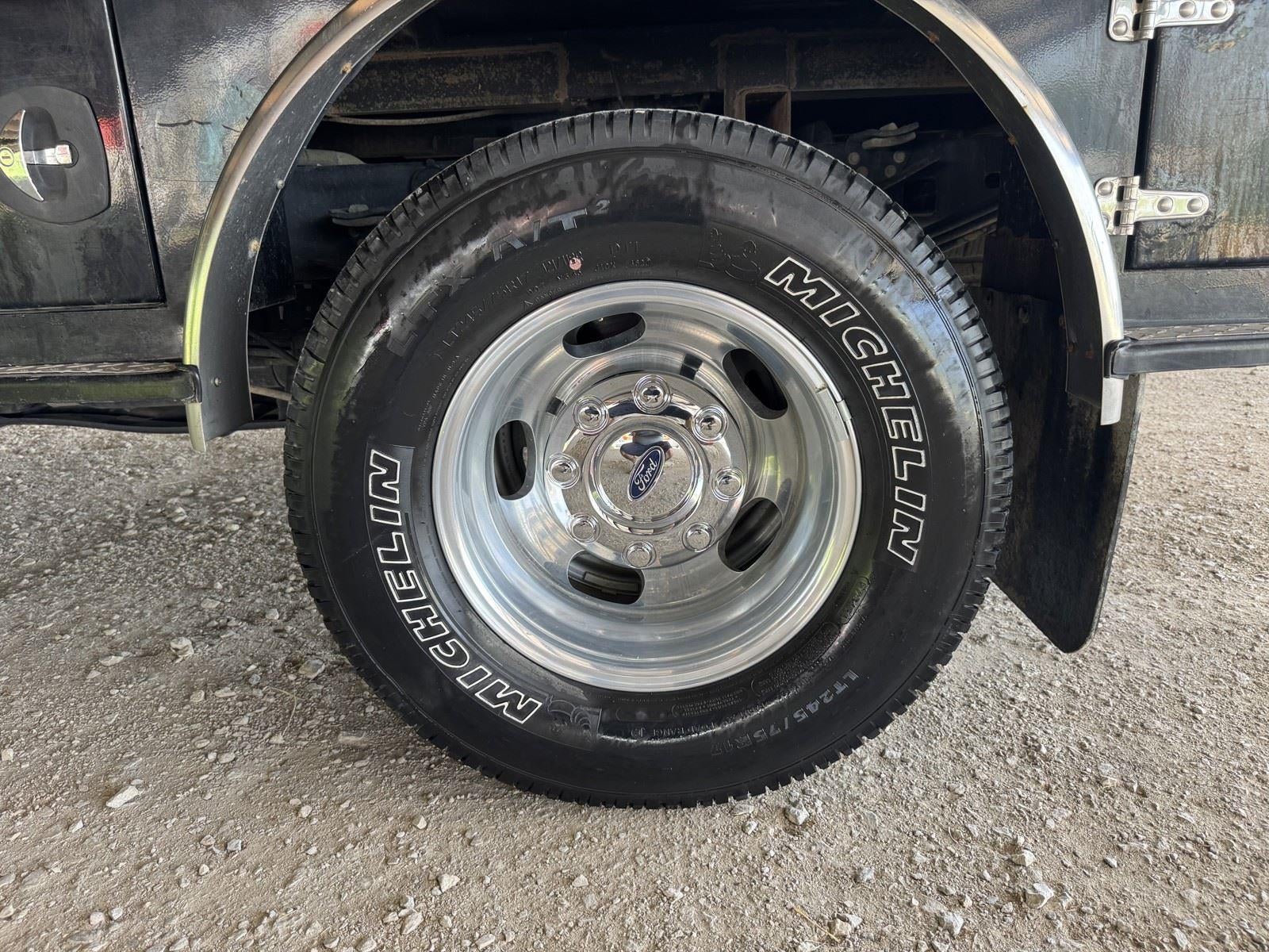 2021 Ford Super Duty F-350 DRW LARIAT