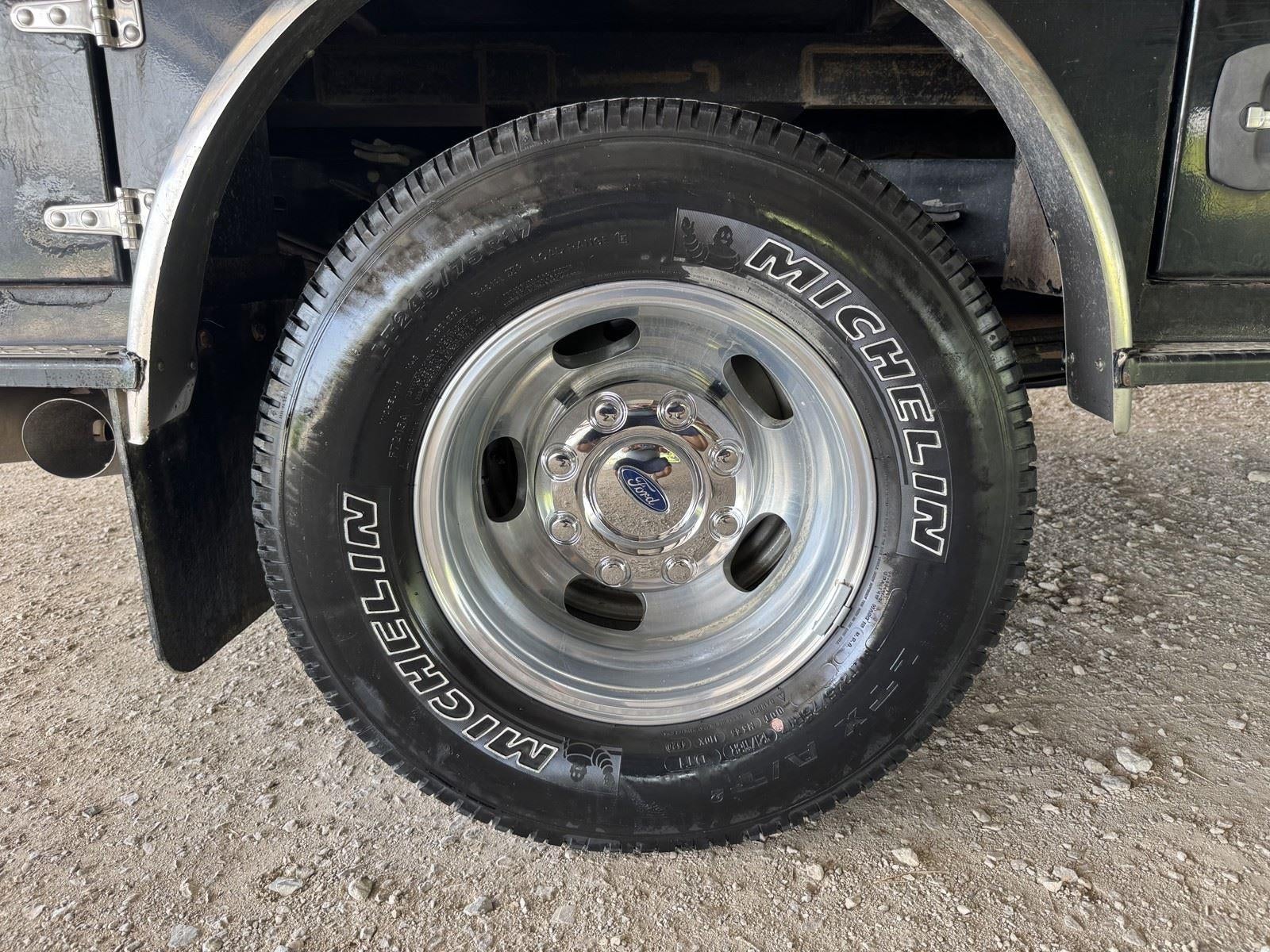 2021 Ford Super Duty F-350 DRW LARIAT