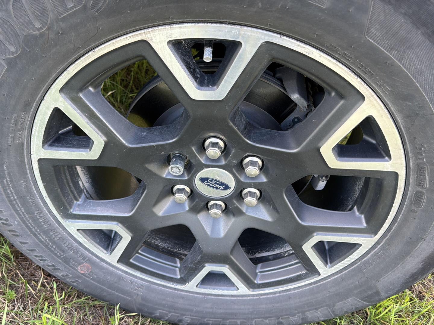 2025 Ford F-150 Base