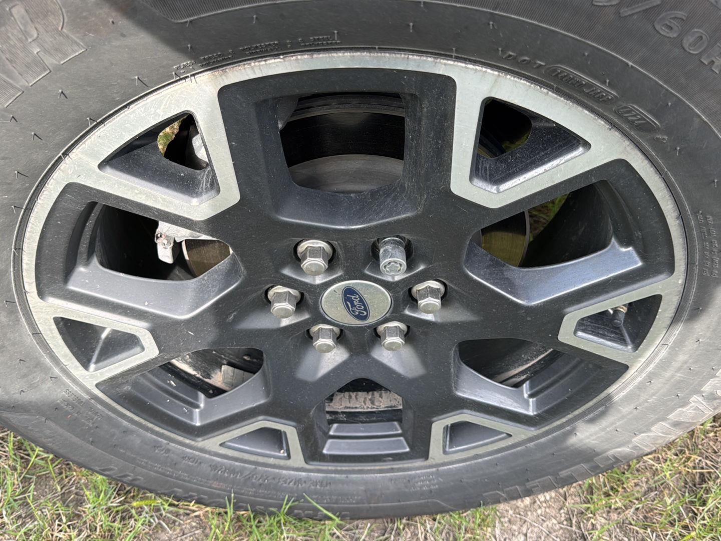 2025 Ford F-150 Base