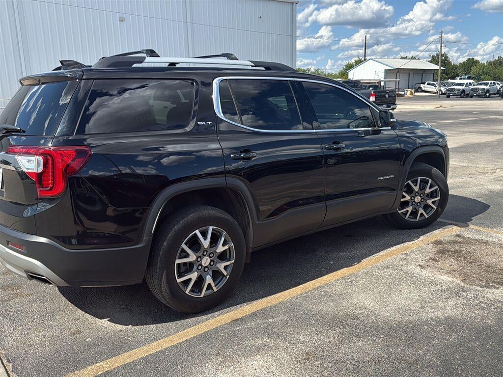 2023 GMC Acadia SLT