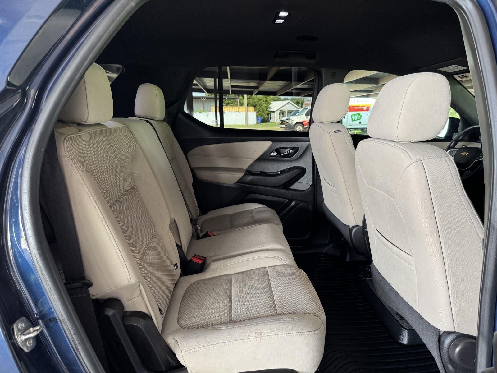 2023 Chevrolet Traverse LS
