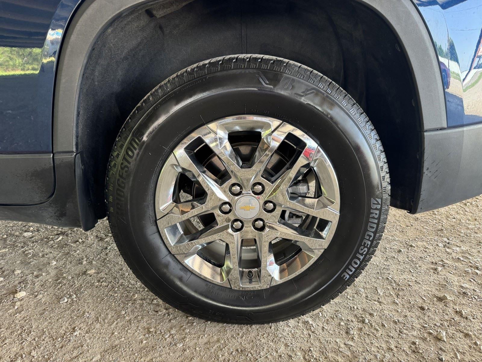 2023 Chevrolet Traverse LS