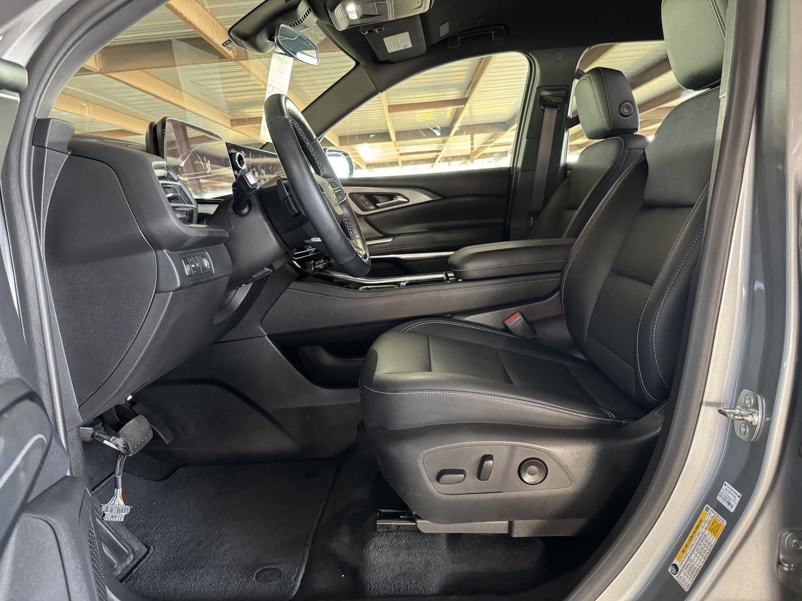 2024 Chevrolet Traverse FWD LT