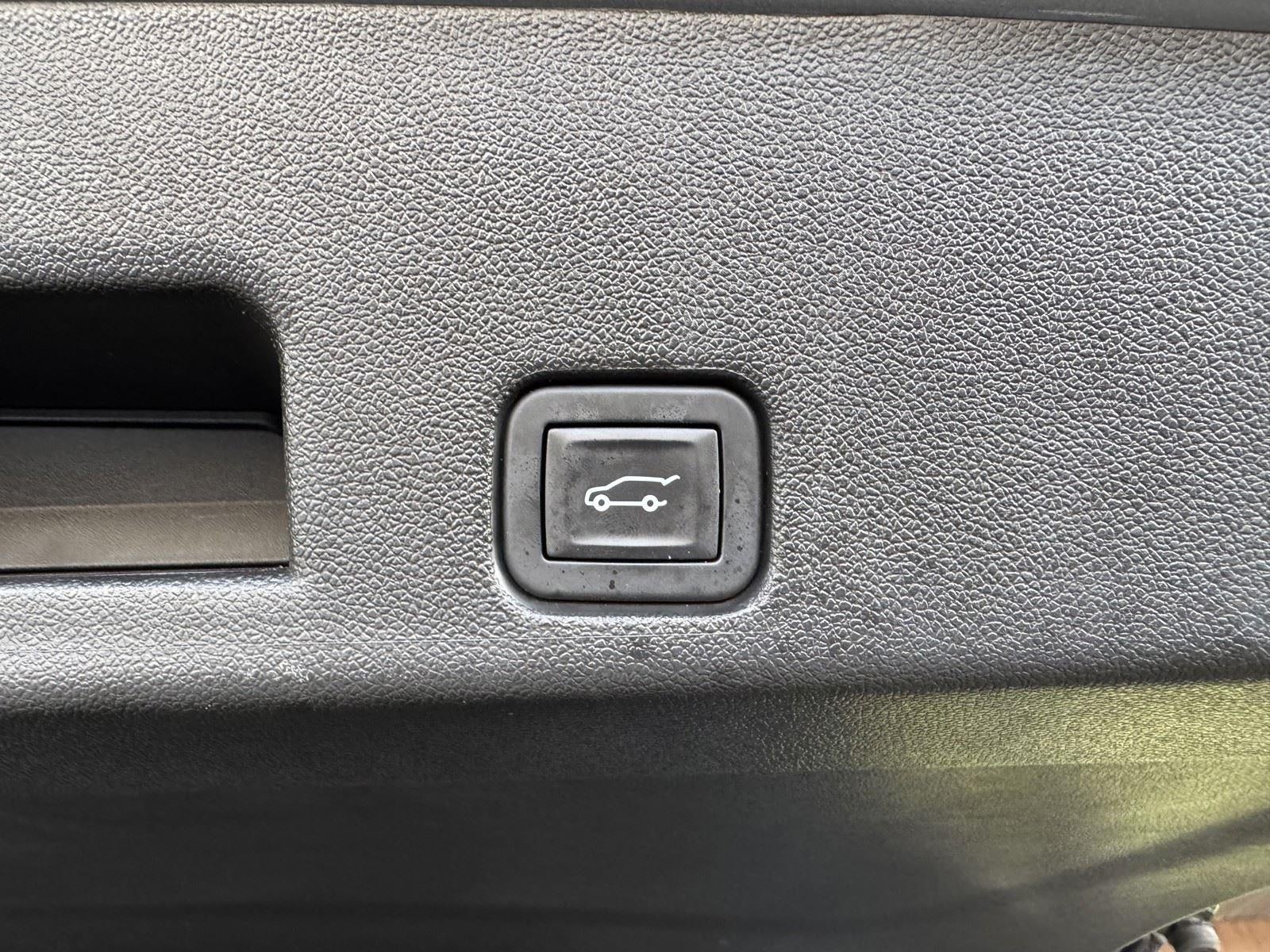 2024 Chevrolet Traverse FWD LT
