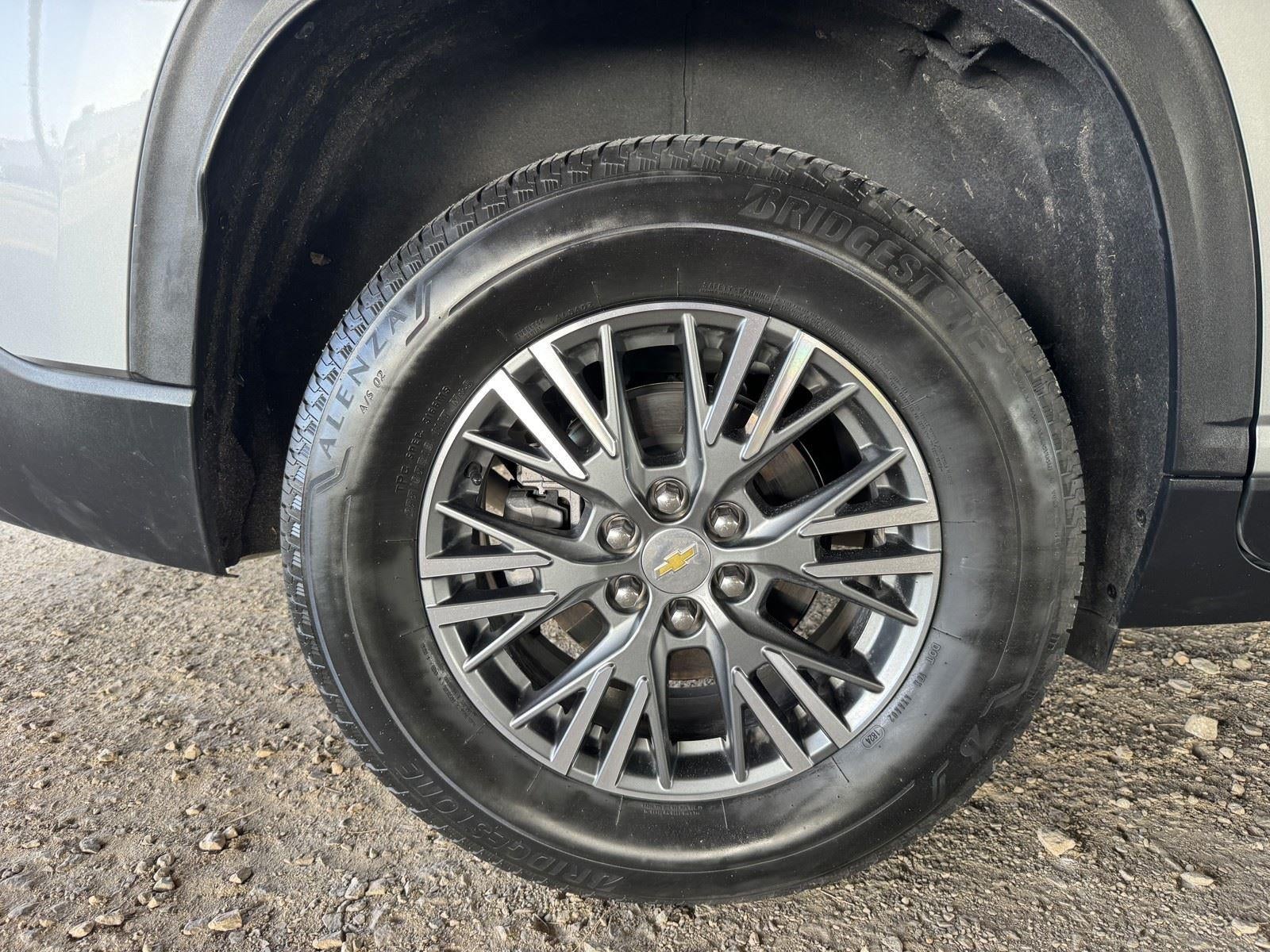 2024 Chevrolet Traverse FWD LT