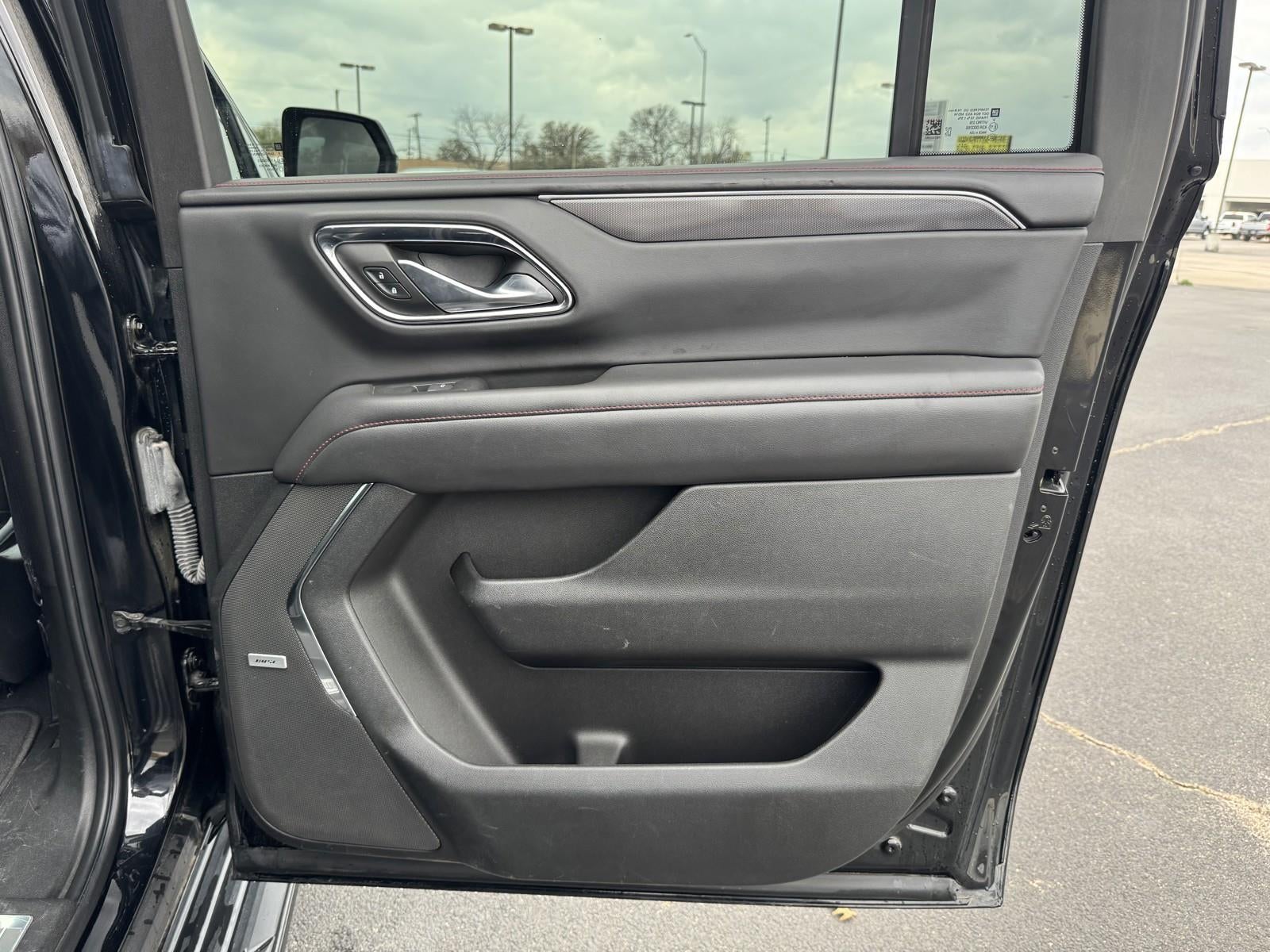 2023 Chevrolet Suburban RST