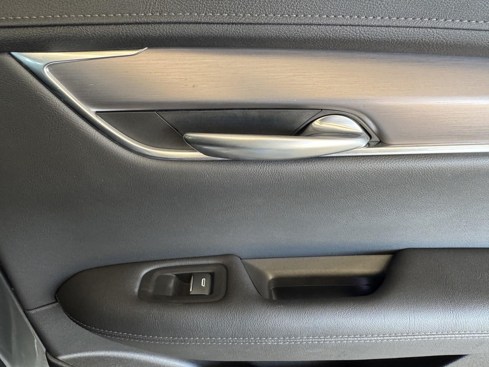 2023 Cadillac XT5 AWD Luxury