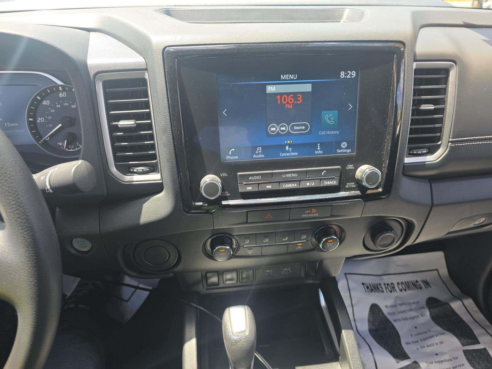 2022 Nissan Frontier SV