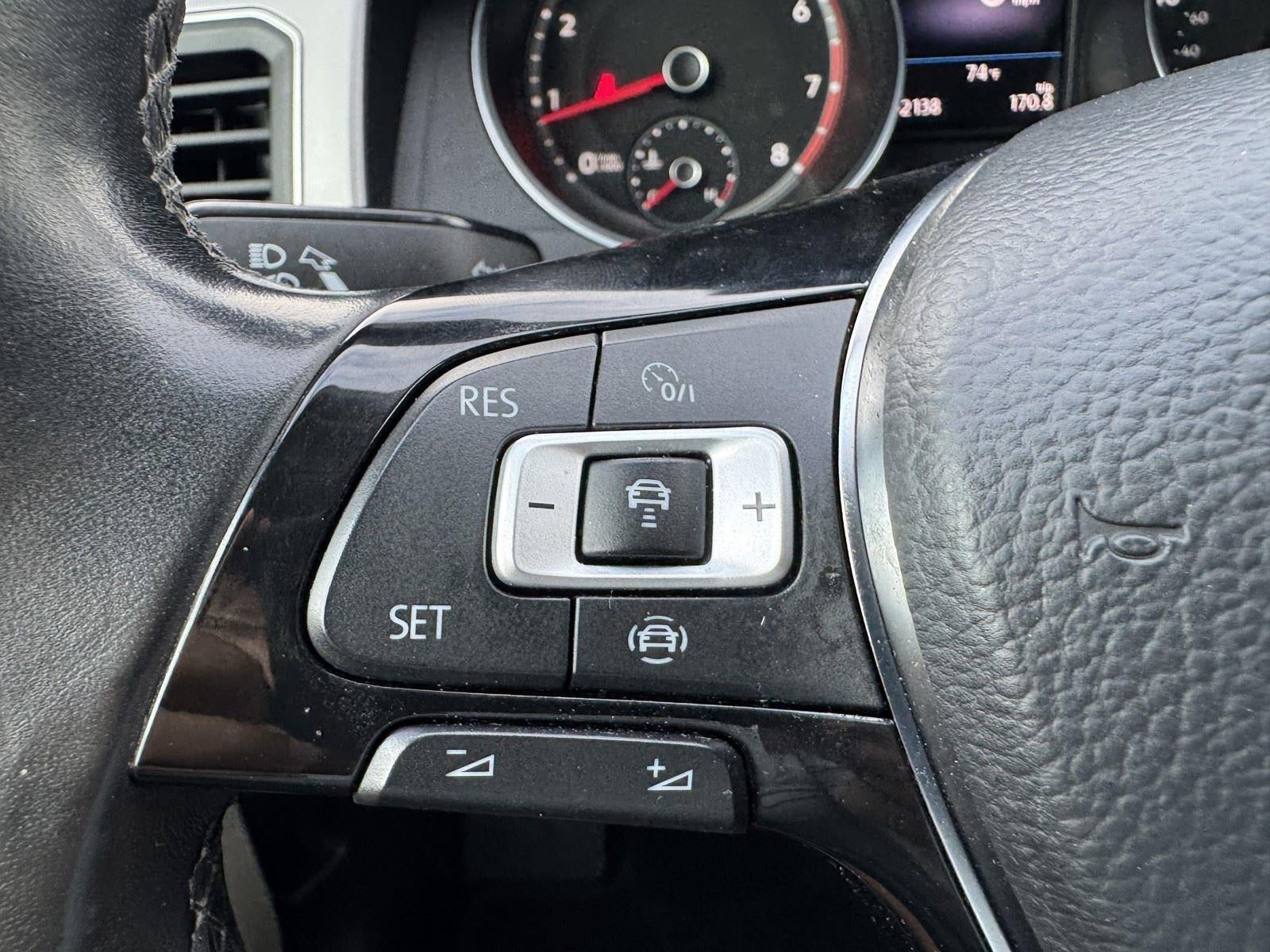 2019 Volkswagen Atlas 3.6L V6 SE w/Technology