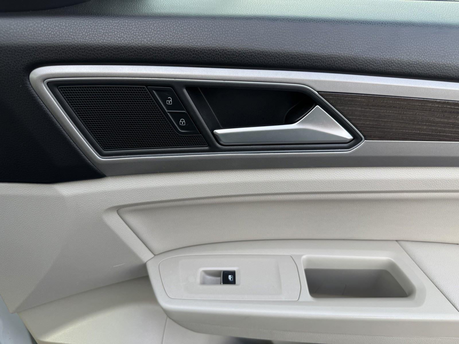 2019 Volkswagen Atlas 3.6L V6 SE w/Technology