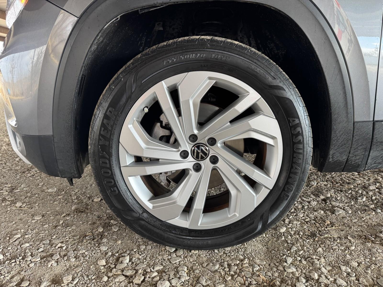 2021 Volkswagen Atlas 3.6L V6 SE w/Technology