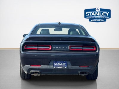 2016 Dodge Challenger SXT Plus