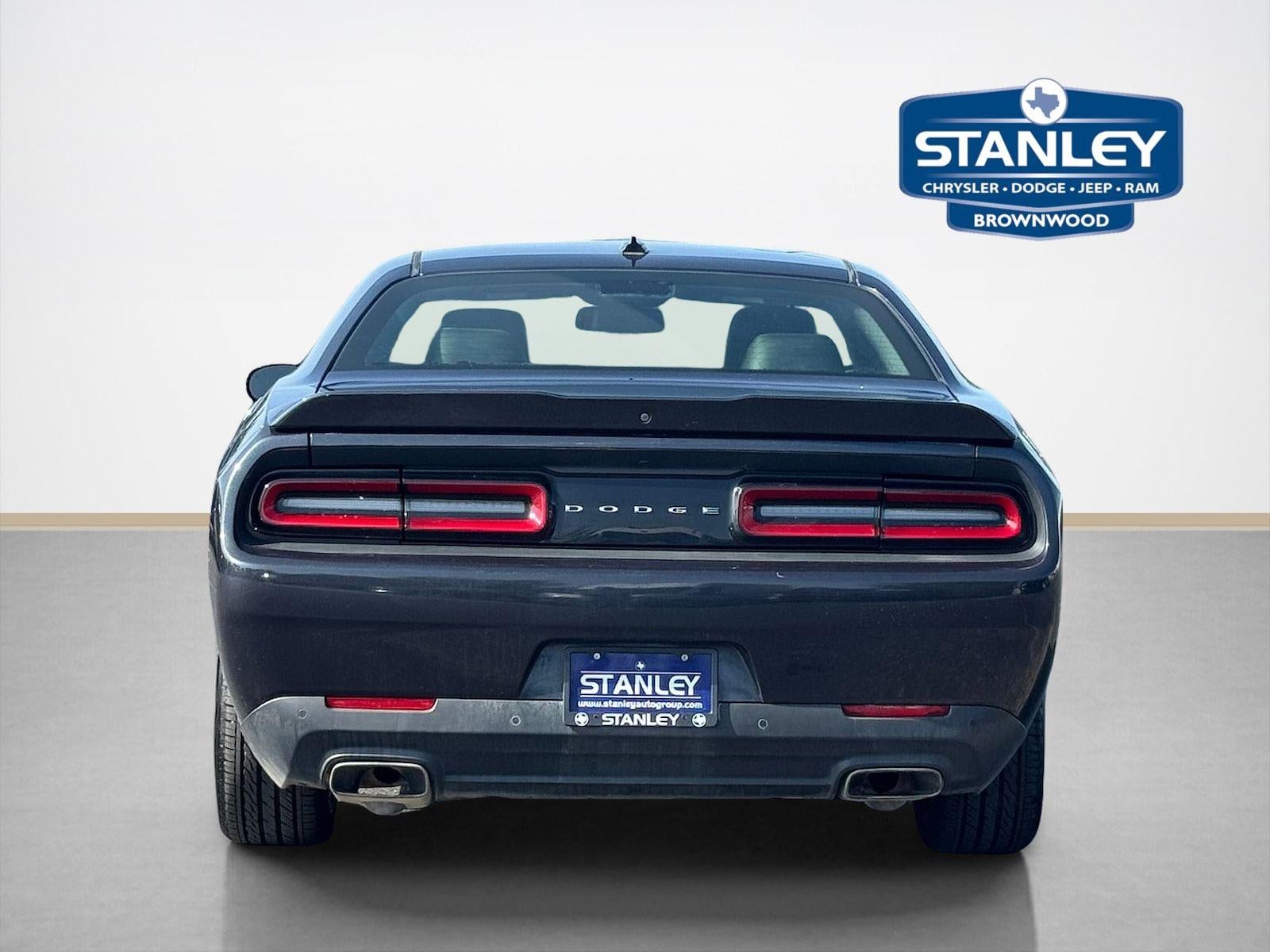 2016 Dodge Challenger SXT Plus
