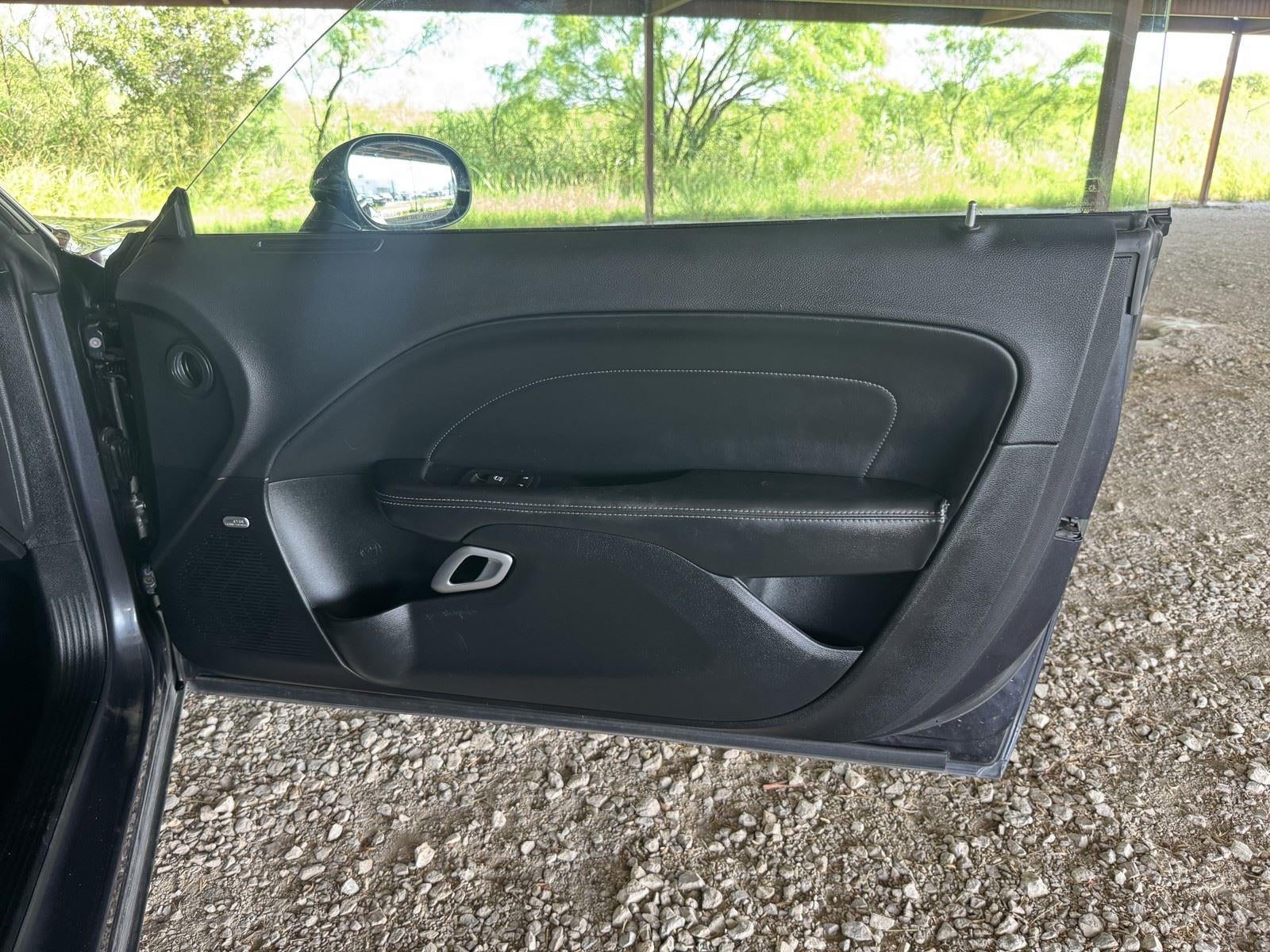 2016 Dodge Challenger SXT Plus