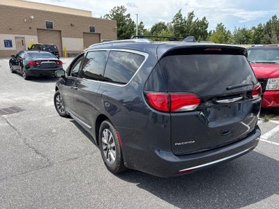 2020 Chrysler Pacifica Touring L Plus