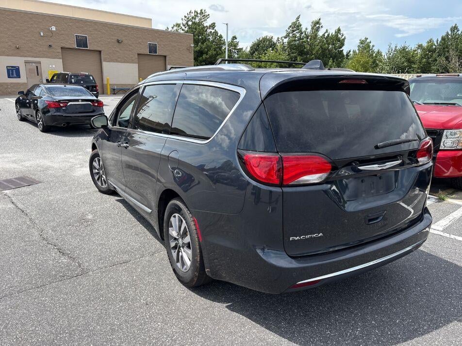 2020 Chrysler Pacifica Touring L Plus