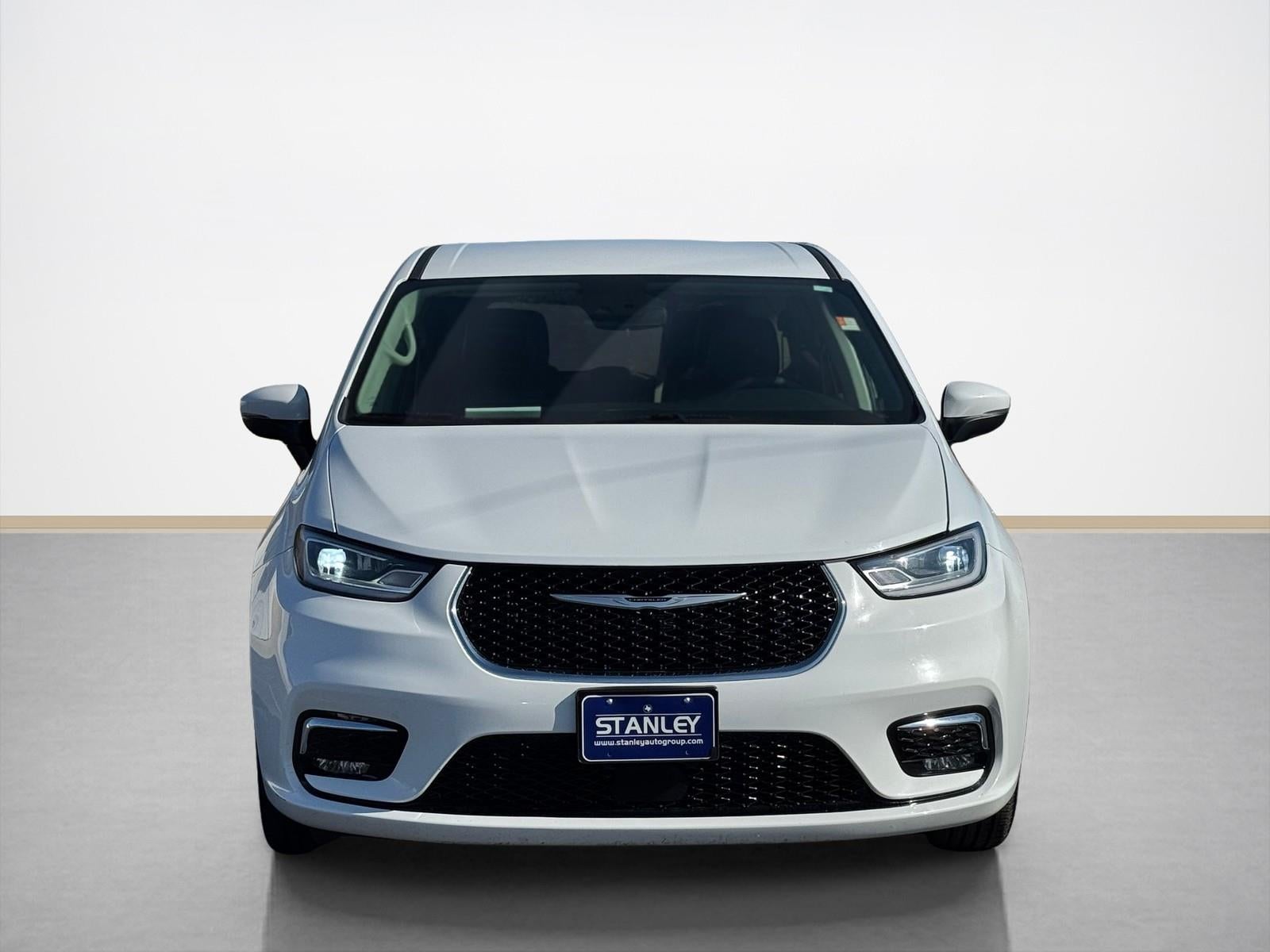 2023 Chrysler Pacifica Hybrid Touring L