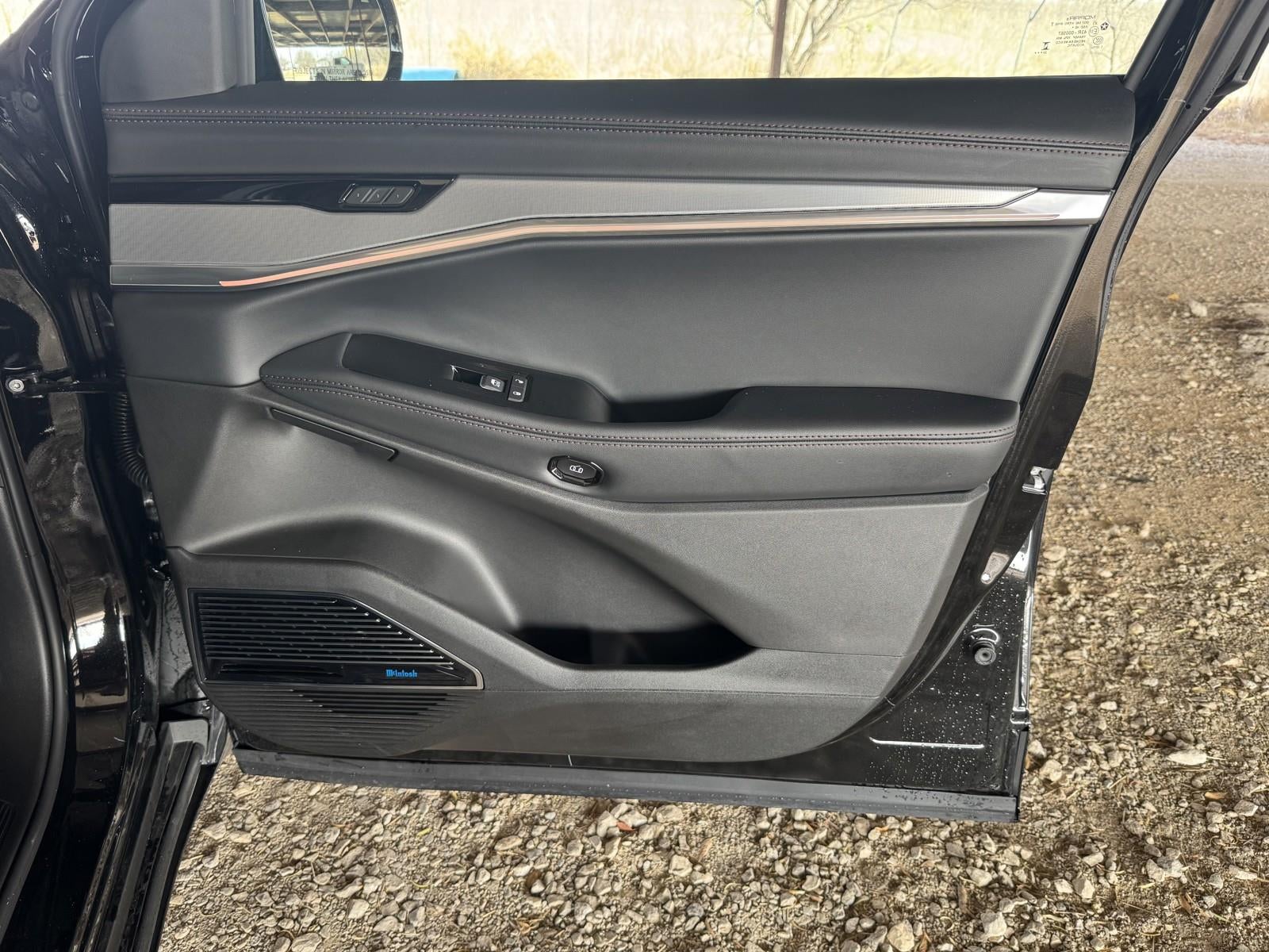 2024 Jeep Wagoneer S Launch Edition