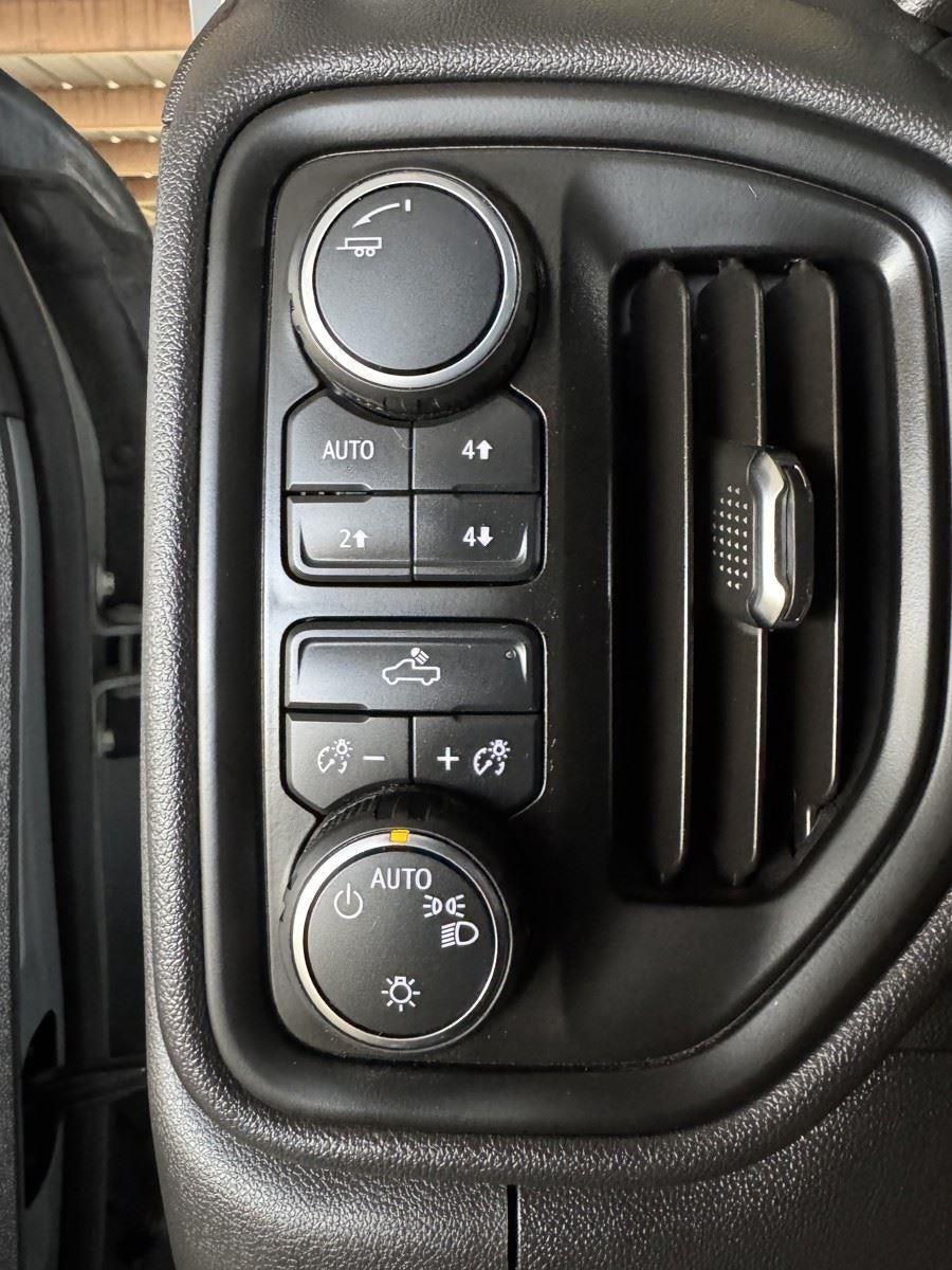 2025 Chevrolet Silverado 1500 Custom Trail Boss