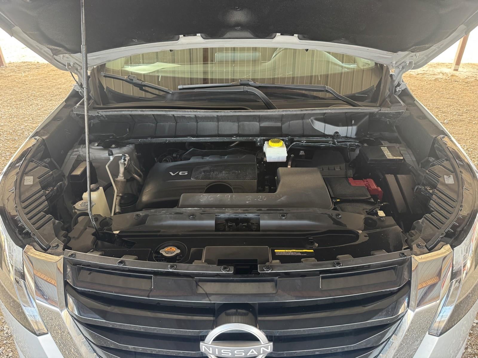 2022 Nissan Pathfinder SV