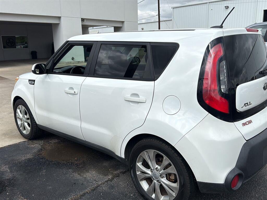 2015 Kia Soul +