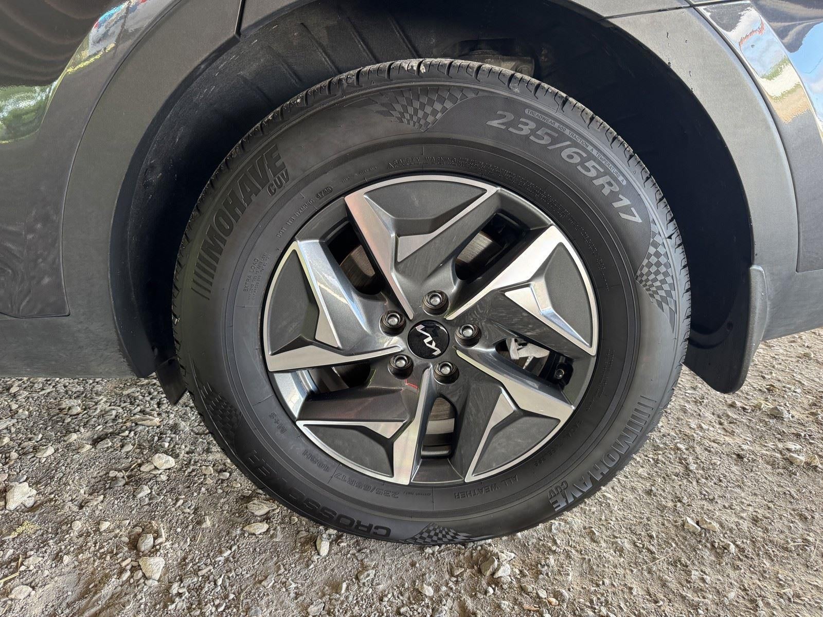 2022 Kia Sorento Hybrid S