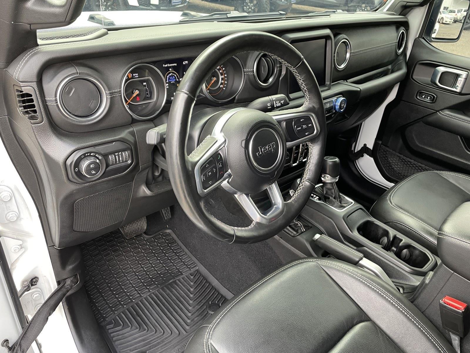 2022 Jeep Gladiator Overland