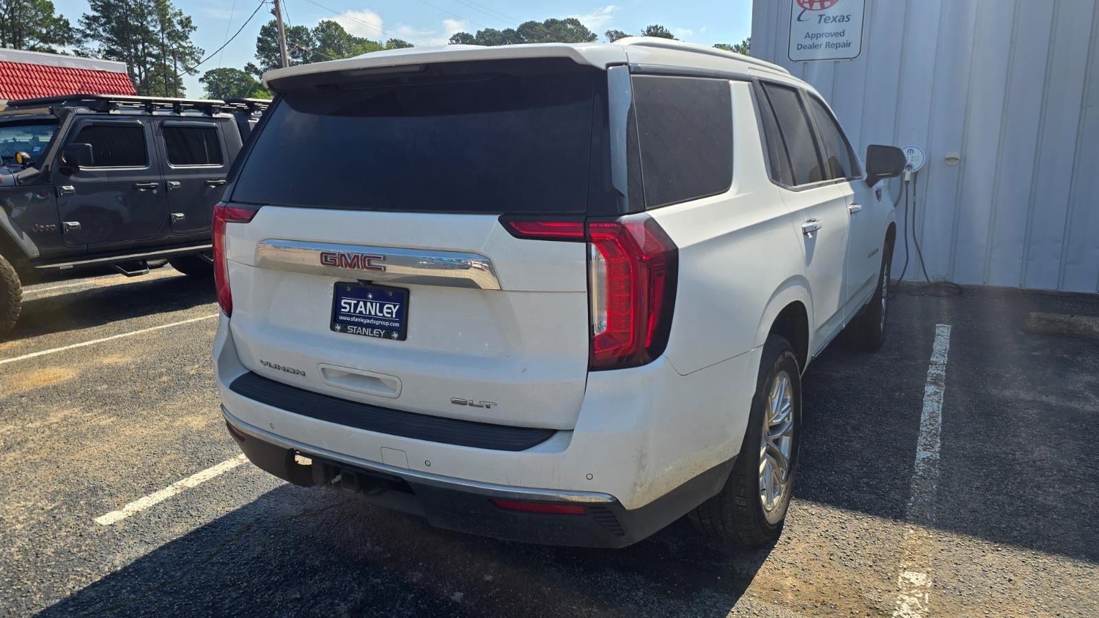 2022 GMC Yukon SLT