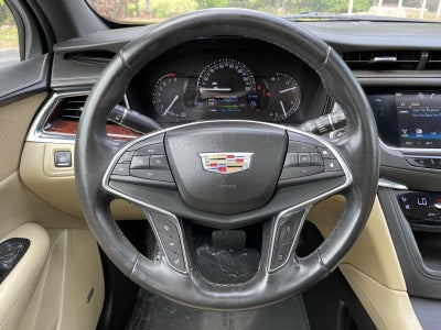2018 Cadillac XT5 Premium Luxury FWD