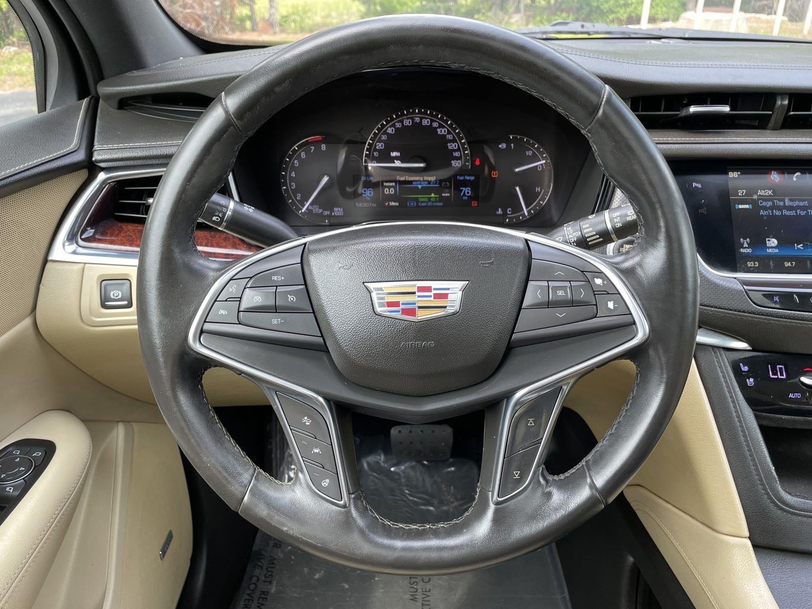 2018 Cadillac XT5 Premium Luxury FWD
