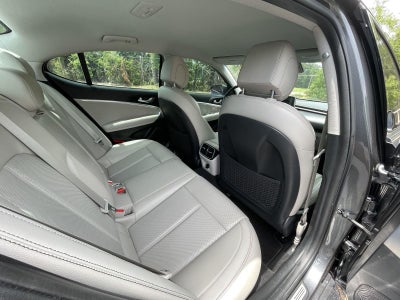 2020 Genesis G70 2.0T