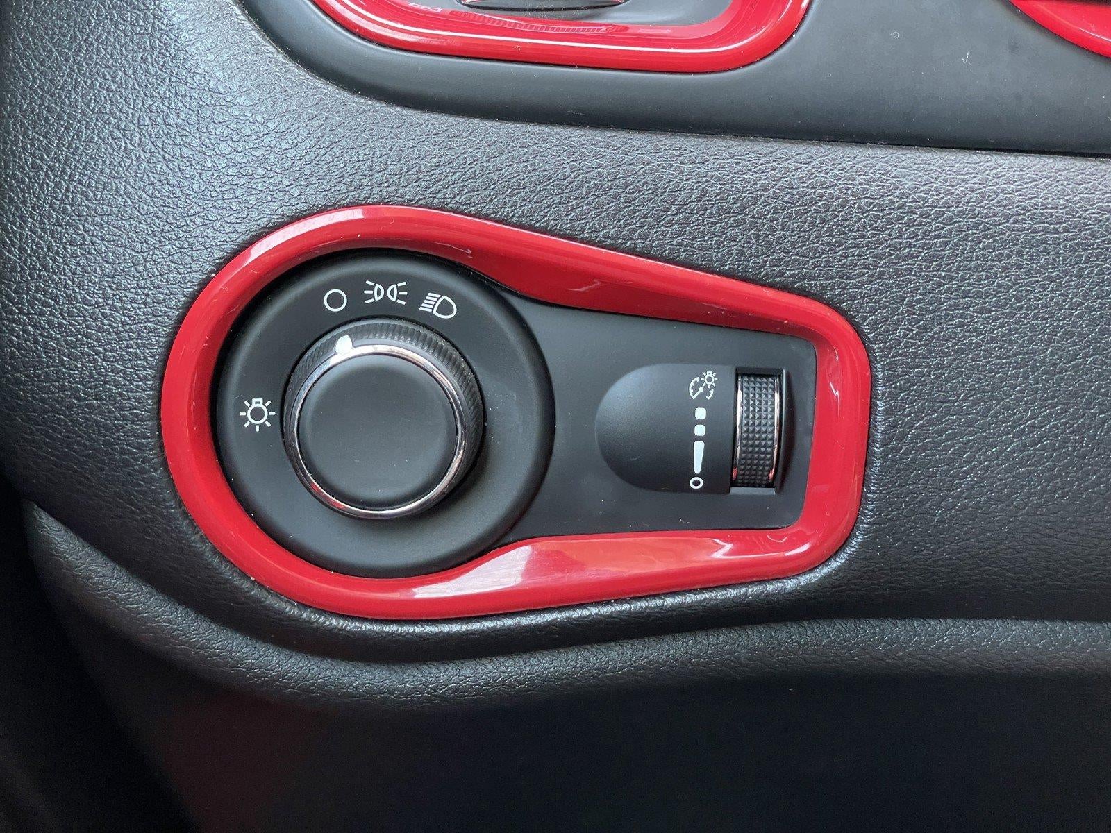 2020 Jeep Renegade Jeepster