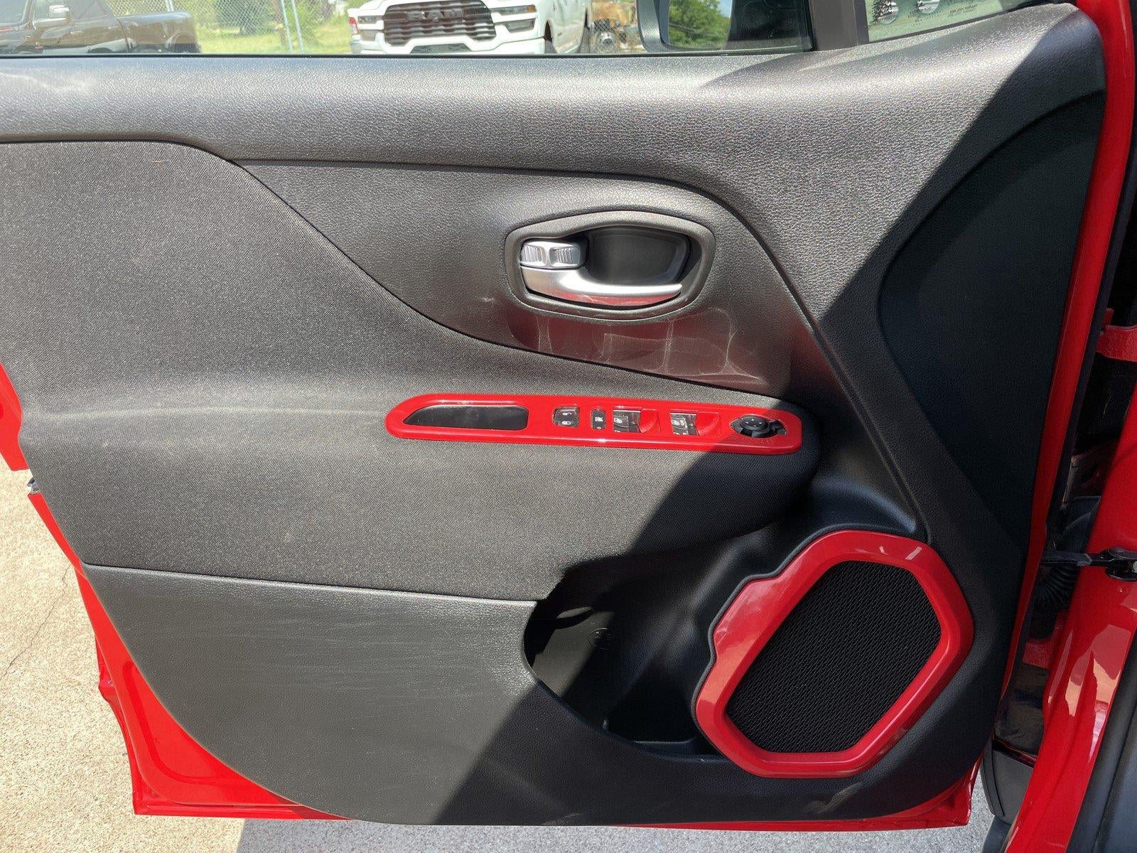 2020 Jeep Renegade Jeepster