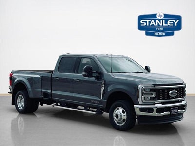 2026 Ford Super Duty F-350® Lariat®