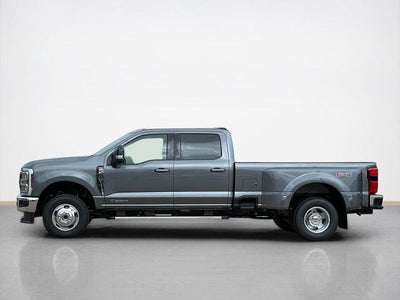 2026 Ford Super Duty F-350® Lariat®