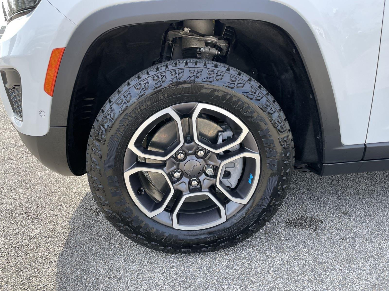 2022 Jeep Grand Cherokee 4xe Trailhawk