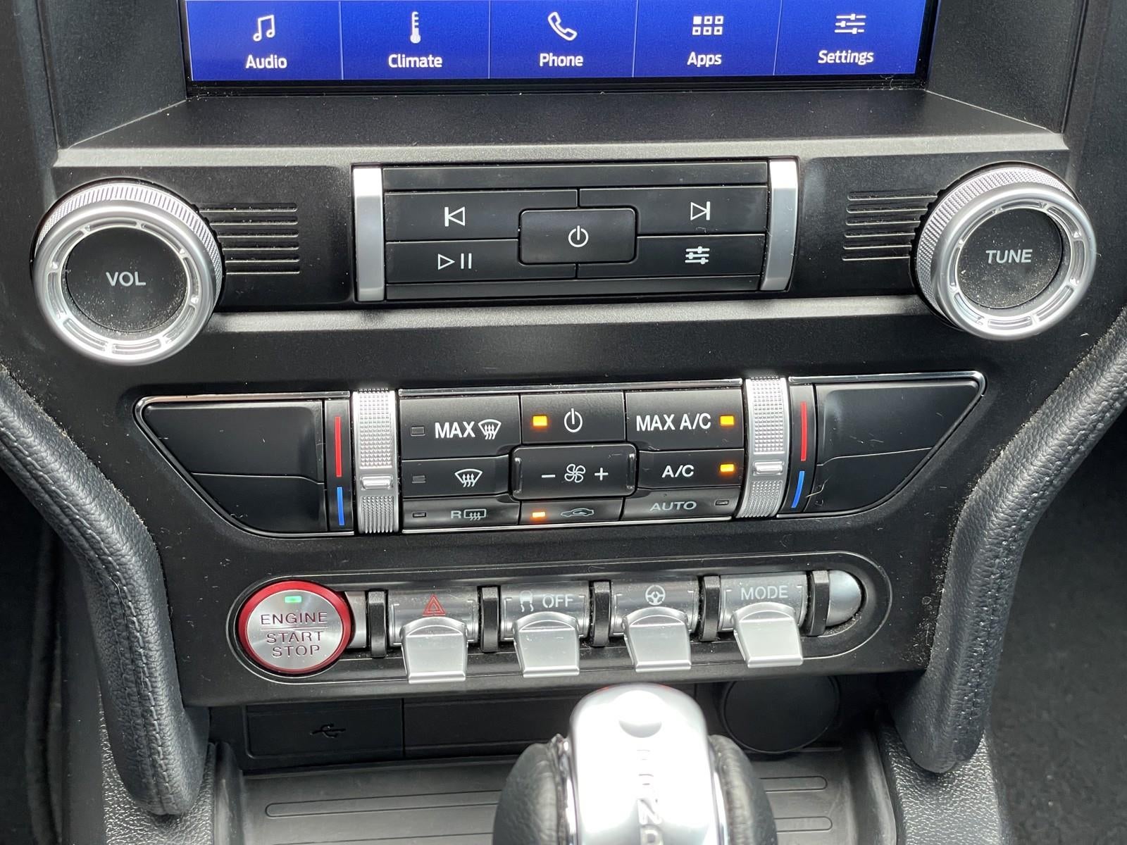 2022 Ford Mustang EcoBoost