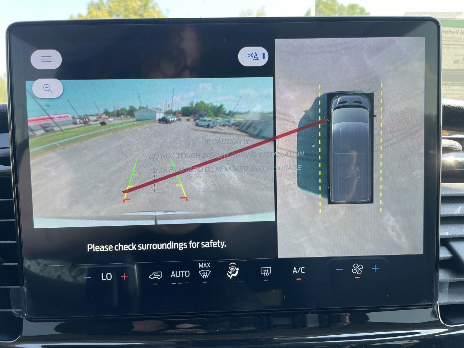 2025 Ford Transit Passenger Wagon XLT