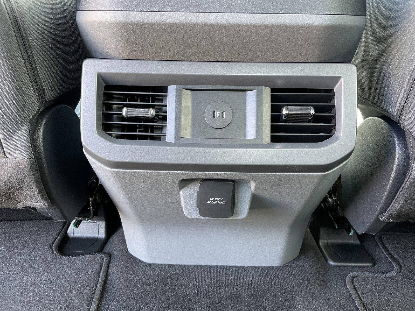 2027 Ford Super Duty F-350 SRW XLT