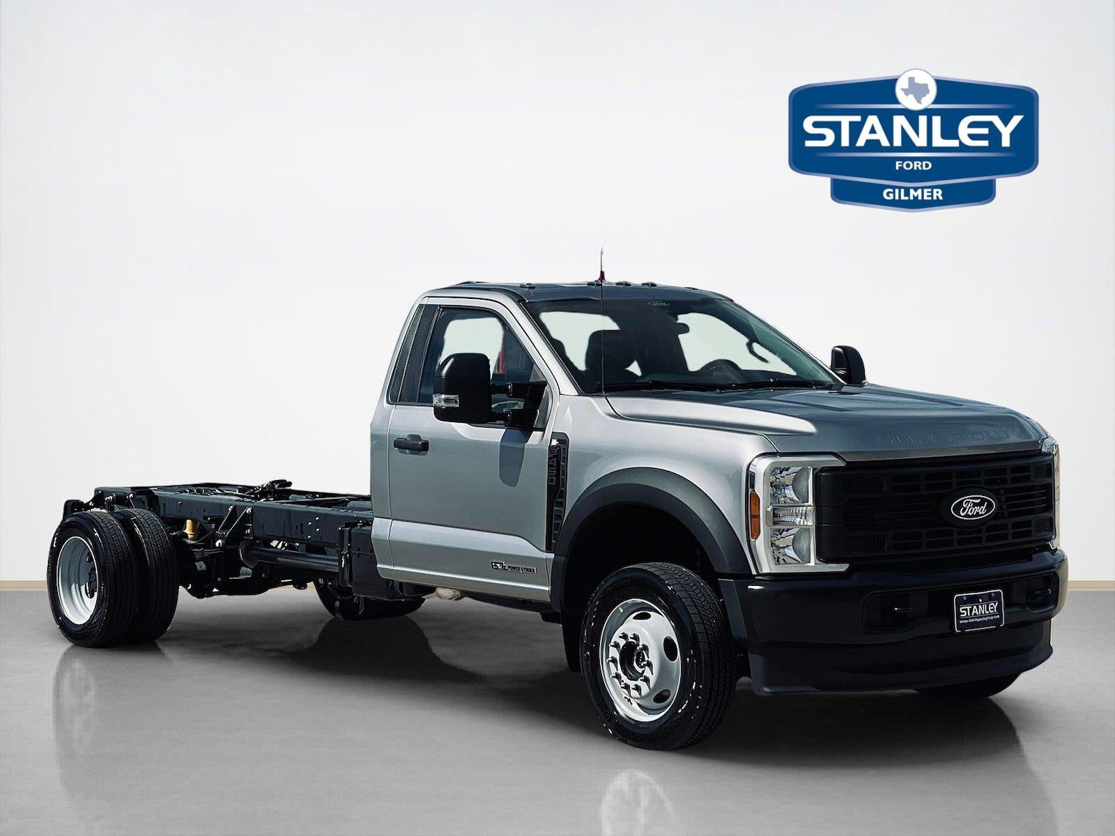 2027 Ford Super Duty F-450 DRW XL