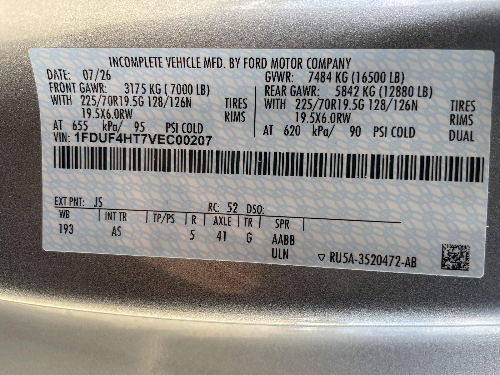 2027 Ford Super Duty F-450 DRW XL