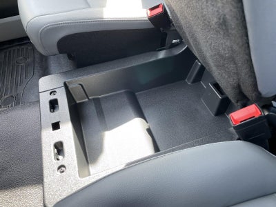2027 Ford Super Duty F-450 DRW XL